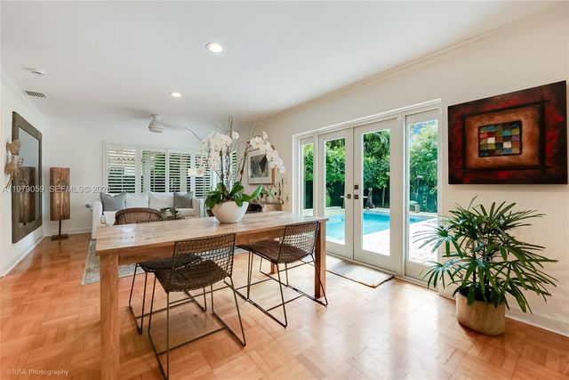 424 Sansovino Ave, Coral Gables, FL 33146