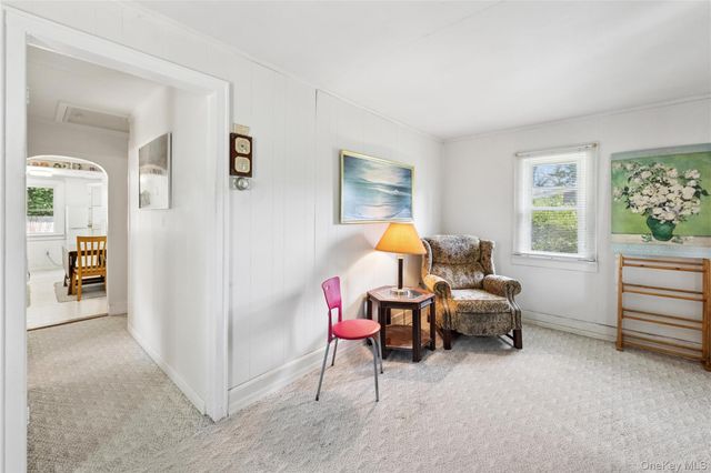 60 Kenneth Avenue, Huntington, NY 11743