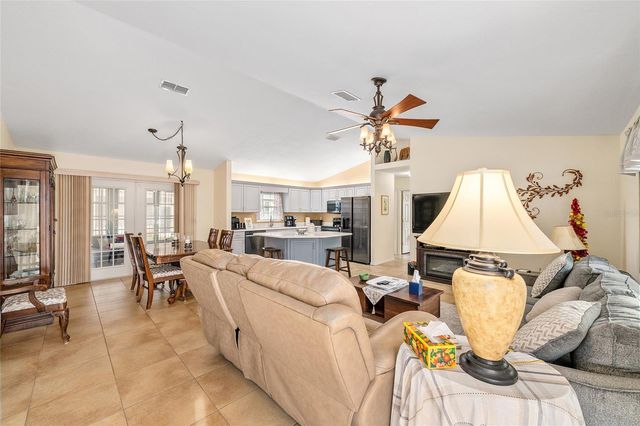 8516 SE 137TH LOOP, Summerfield, FL 34491