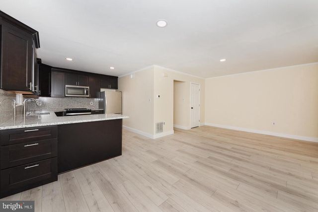 2106-1 WHITPAIN HLS, Blue Bell, PA 19422