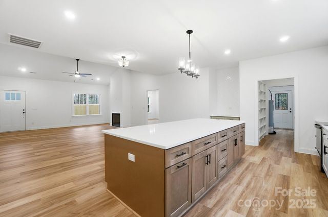 124 Rollingbrook Road, Kings Mountain, NC 28086