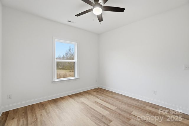 124 Rollingbrook Road, Kings Mountain, NC 28086