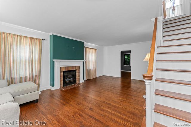 1712 Ash Street, Wyandotte, MI 48192