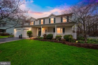 11 PICKERING BEND, Langhorne, PA 19047