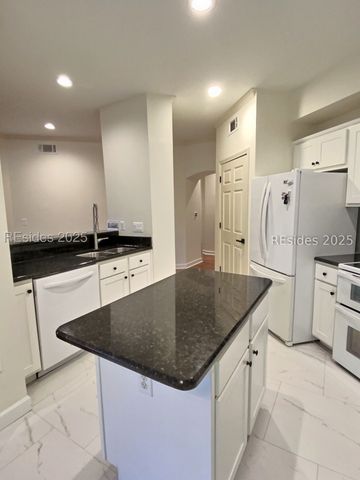 4 Indigo Run Dr Apt 3121, Hilton Head Island, SC 29926