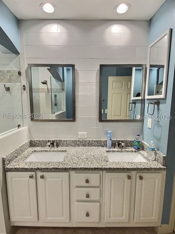 4 Indigo Run Dr Apt 3121, Hilton Head Island, SC 29926