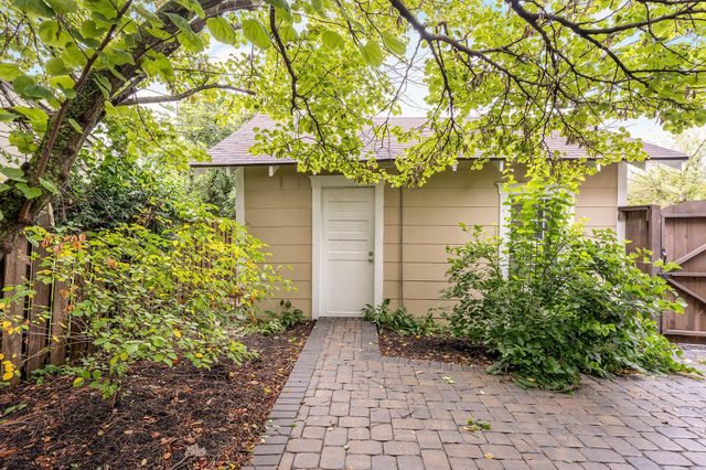 25 E Tulane Road, Columbus, OH 43202