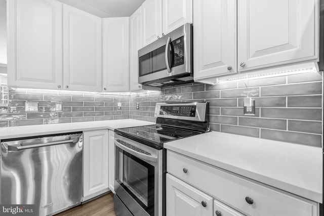 1392 CRANES BILL WAY, Woodbridge, VA 22191