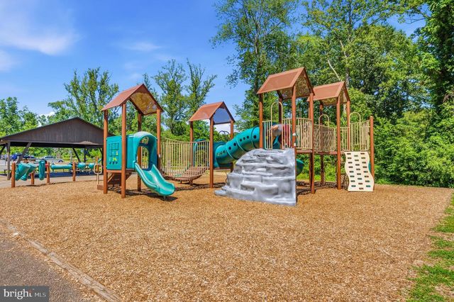 1392 CRANES BILL WAY, Woodbridge, VA 22191