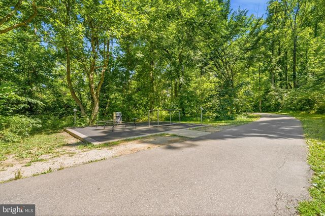 1392 CRANES BILL WAY, Woodbridge, VA 22191