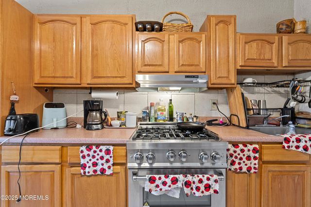 612 Grier Avenue, Elizabeth, NJ 07202