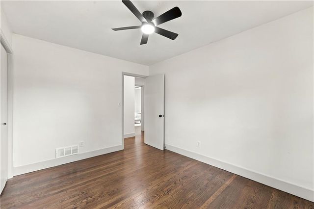 7907 Reinhardt Lane, Prairie Village, KS 66204