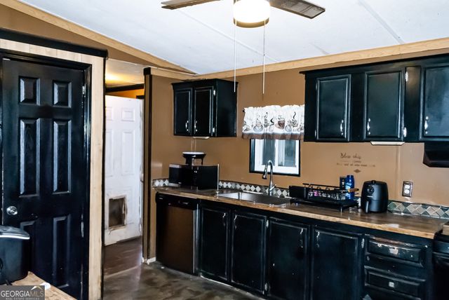 230 Norfolk Drive, Hampton, GA 30228