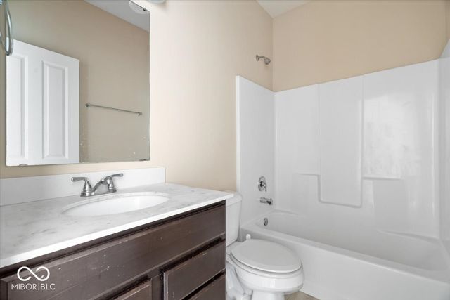 8126 Milender Boulevard, Indianapolis, IN 46237