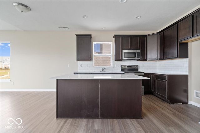 8126 Milender Boulevard, Indianapolis, IN 46237