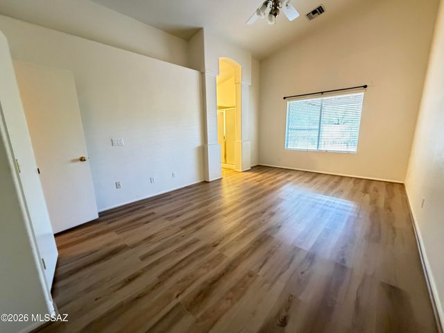 7794 S Trumpet Vine Avenue, Tucson, AZ 85747