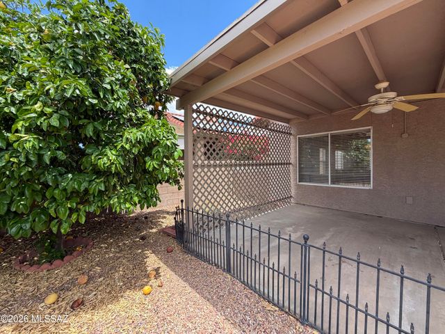 7794 S Trumpet Vine Avenue, Tucson, AZ 85747