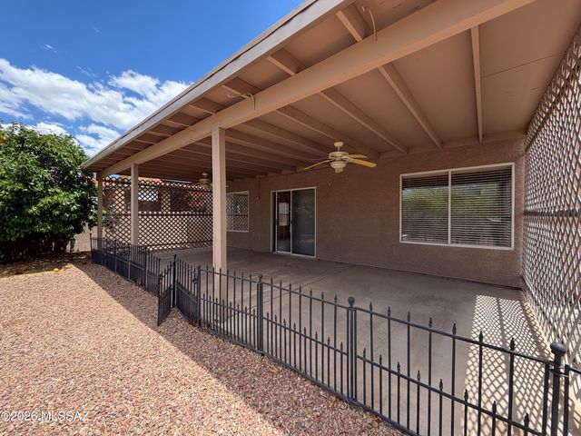 7794 S Trumpet Vine Avenue, Tucson, AZ 85747