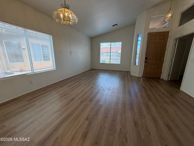 7794 S Trumpet Vine Avenue, Tucson, AZ 85747