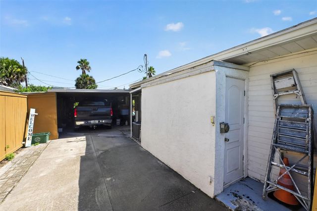 2525 CORAL WAY W, Daytona Beach, FL 32118