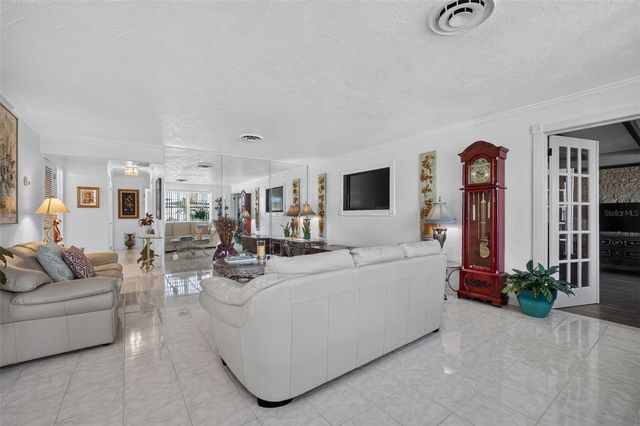 2525 CORAL WAY W, Daytona Beach, FL 32118