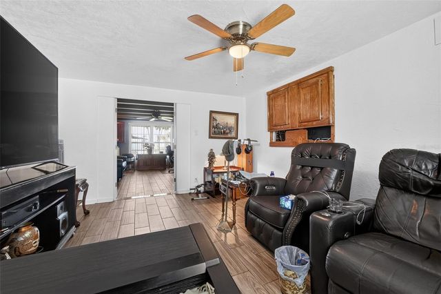 2525 CORAL WAY W, Daytona Beach, FL 32118