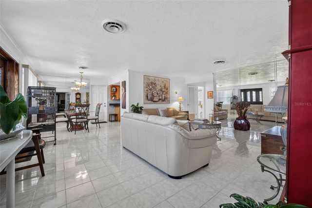 2525 CORAL WAY W, Daytona Beach, FL 32118