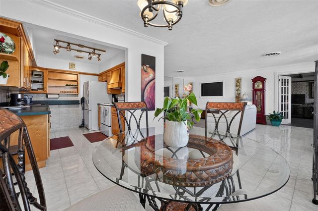 2525 CORAL WAY W, Daytona Beach, FL 32118