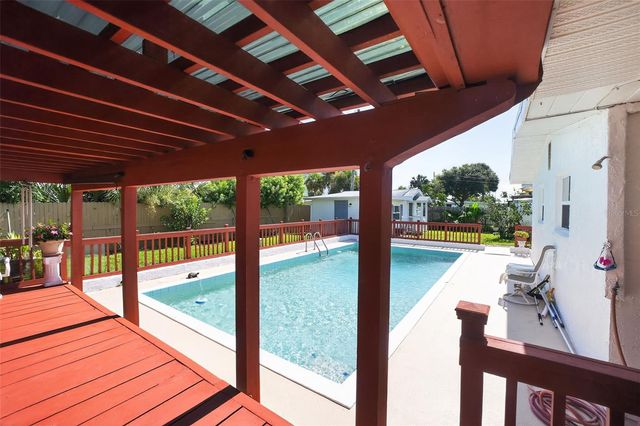 2525 CORAL WAY W, Daytona Beach, FL 32118