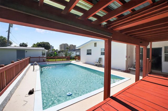 2525 CORAL WAY W, Daytona Beach, FL 32118