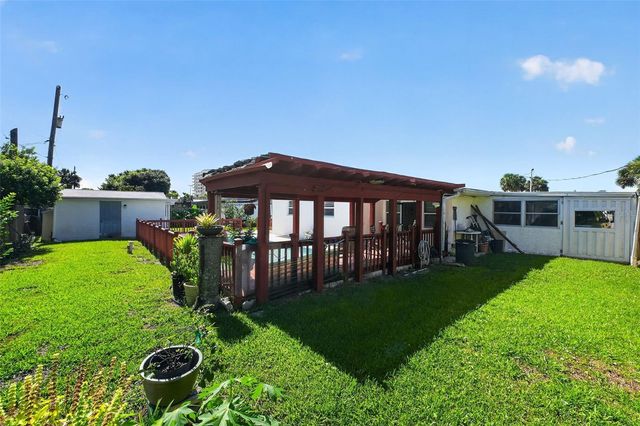 2525 CORAL WAY W, Daytona Beach, FL 32118