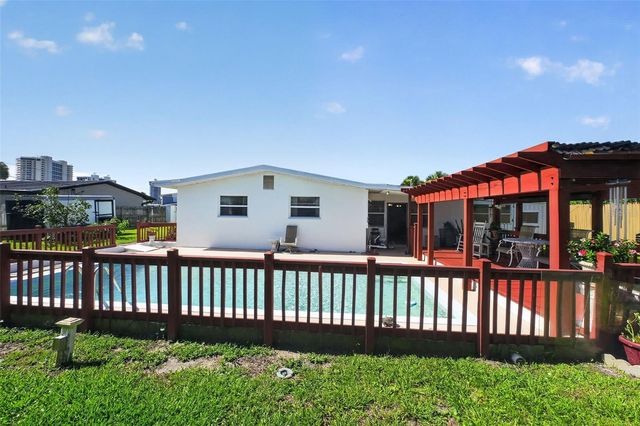 2525 CORAL WAY W, Daytona Beach, FL 32118