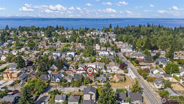 8337 27th Avenue NW, Seattle, WA 98117