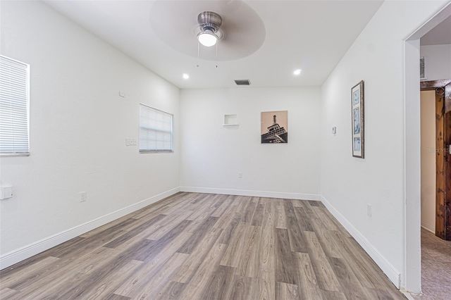 1627 28TH STREET N, St Petersburg, FL 33713