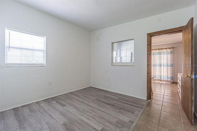 1627 28TH STREET N, St Petersburg, FL 33713
