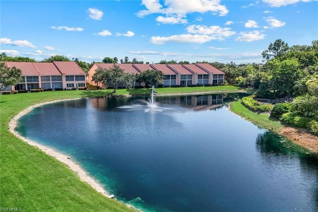 2036 Cascades DR 7, Naples, FL 34112