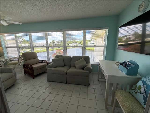 675 W Lake Jasmine Circle 204, Vero Beach, FL 32962