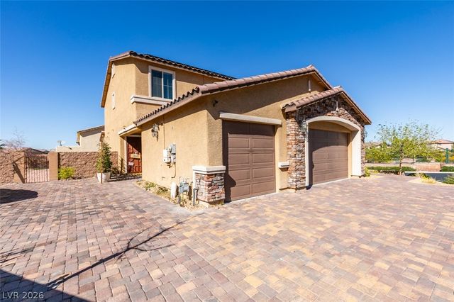 12351 Champions Tour Drive, Las Vegas, NV 89141