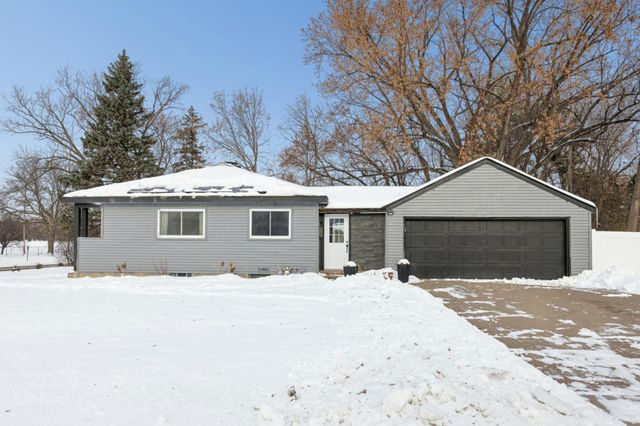 2300 Zenith Avenue N, Golden Valley, MN 55422
