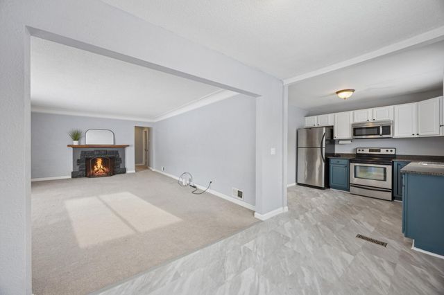 2300 Zenith Avenue N, Golden Valley, MN 55422