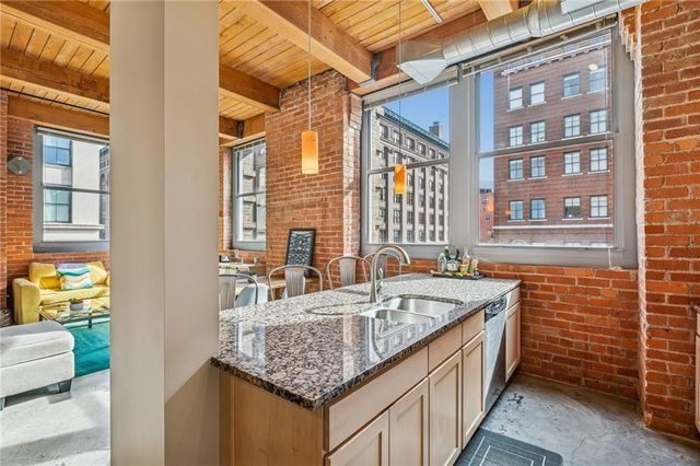 712 Broadway Boulevard 406, Kansas City, MO 64105