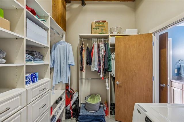 712 Broadway Boulevard 406, Kansas City, MO 64105