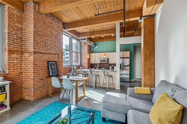 712 Broadway Boulevard 406, Kansas City, MO 64105