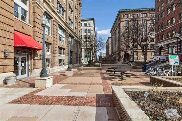 712 Broadway Boulevard 406, Kansas City, MO 64105