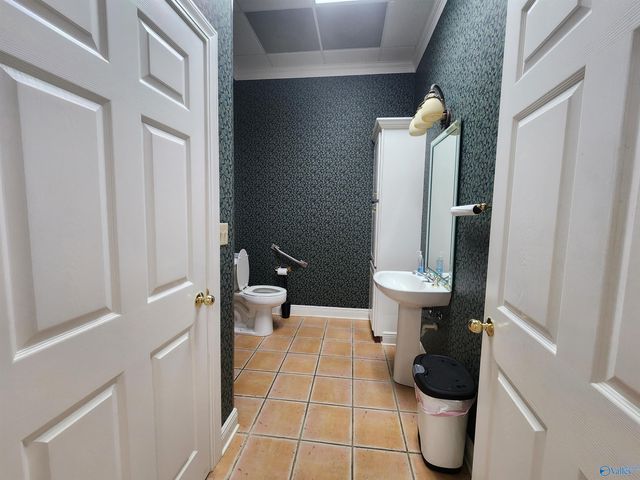 122 1st Street SW, Hamilton, AL 35570