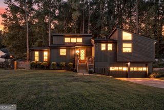 2945 Brett Circle NW, Acworth, GA 30101