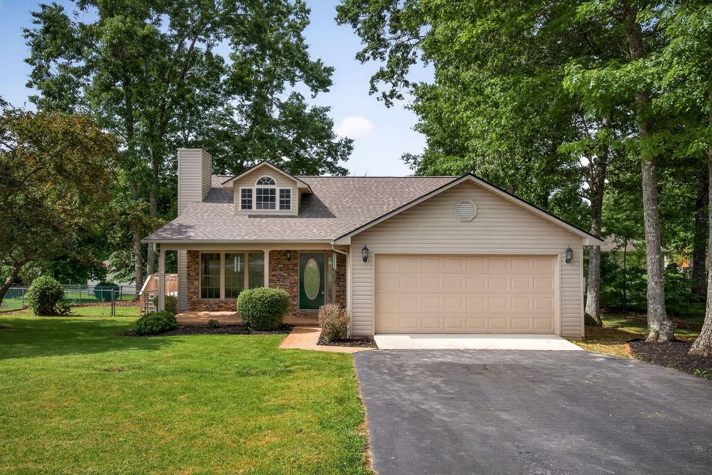 5010 Cheyenne Drive, Crossville, TN 38572