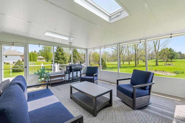 W7545 Country Drive, Beaver Dam, WI 53916