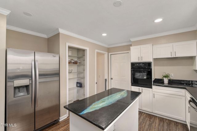 906 Althea Street, Johnson City, TN 37601