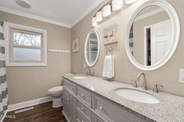 906 Althea Street, Johnson City, TN 37601